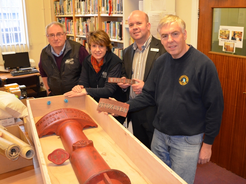 Collection of the milepost pattern from the Boat Museum, 27th November 2014