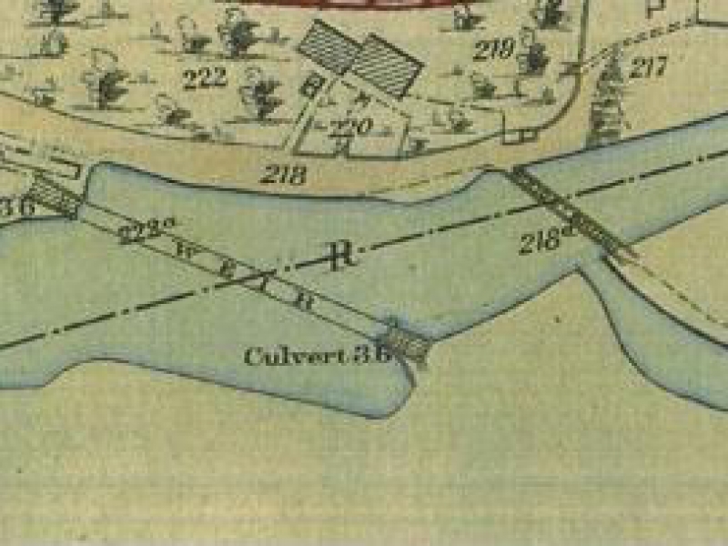Low resolution 1895 map showing position of the original wooden bridge