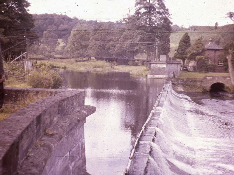 Crumpwood Weir in 1963, showing boards used to increase water head for pumping station. Photo JG Parkinson, by permission Online Transport Archive 